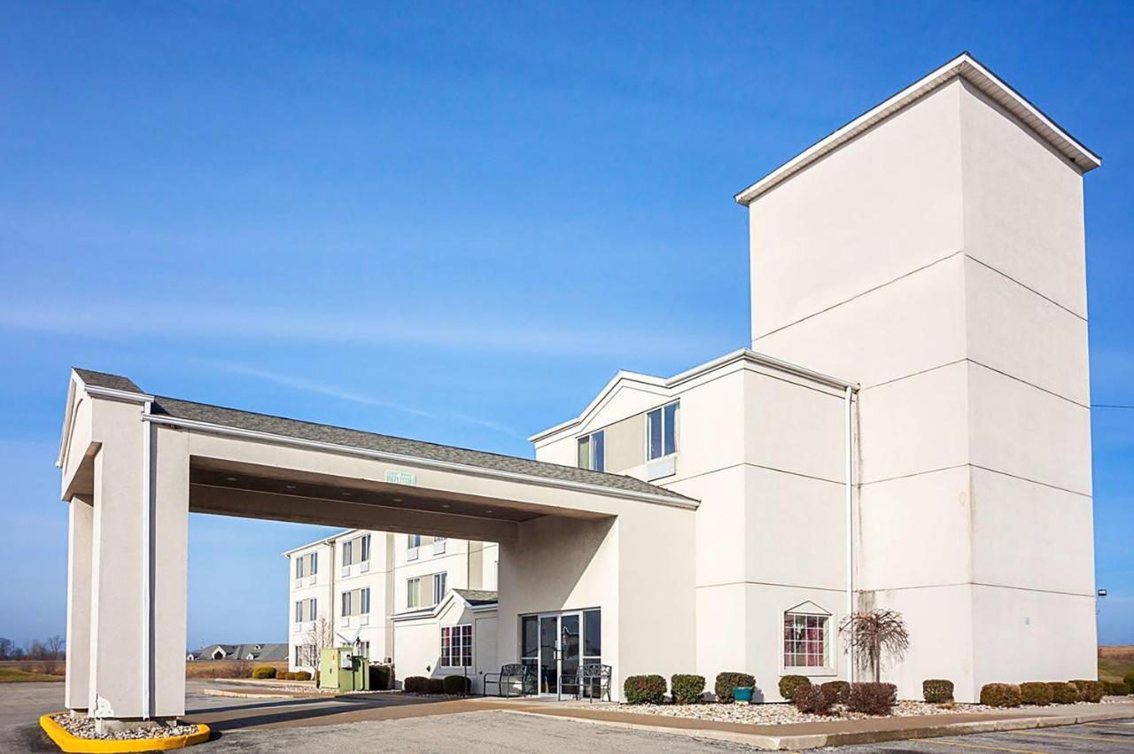 Oyo Hotel Markle In I-69 Exterior foto